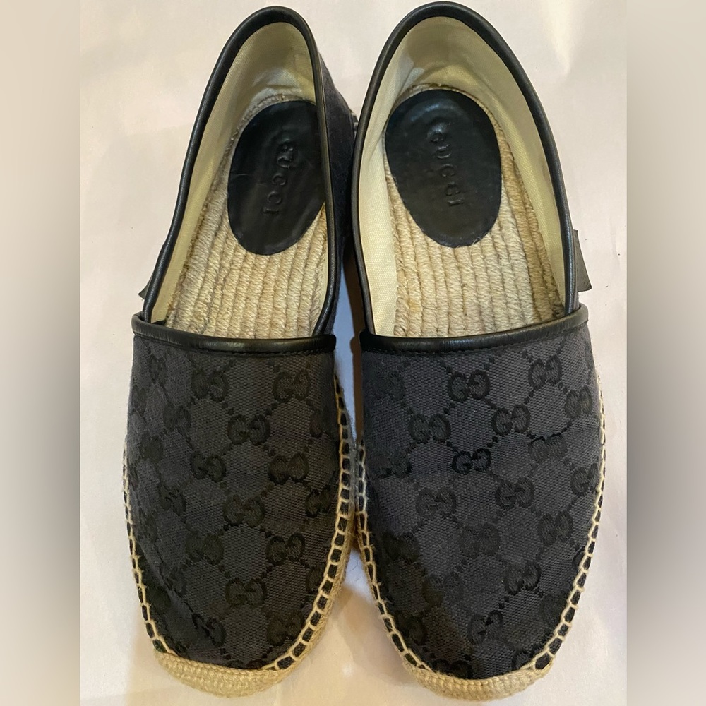 Gucci espadrilles black canvas  size 7